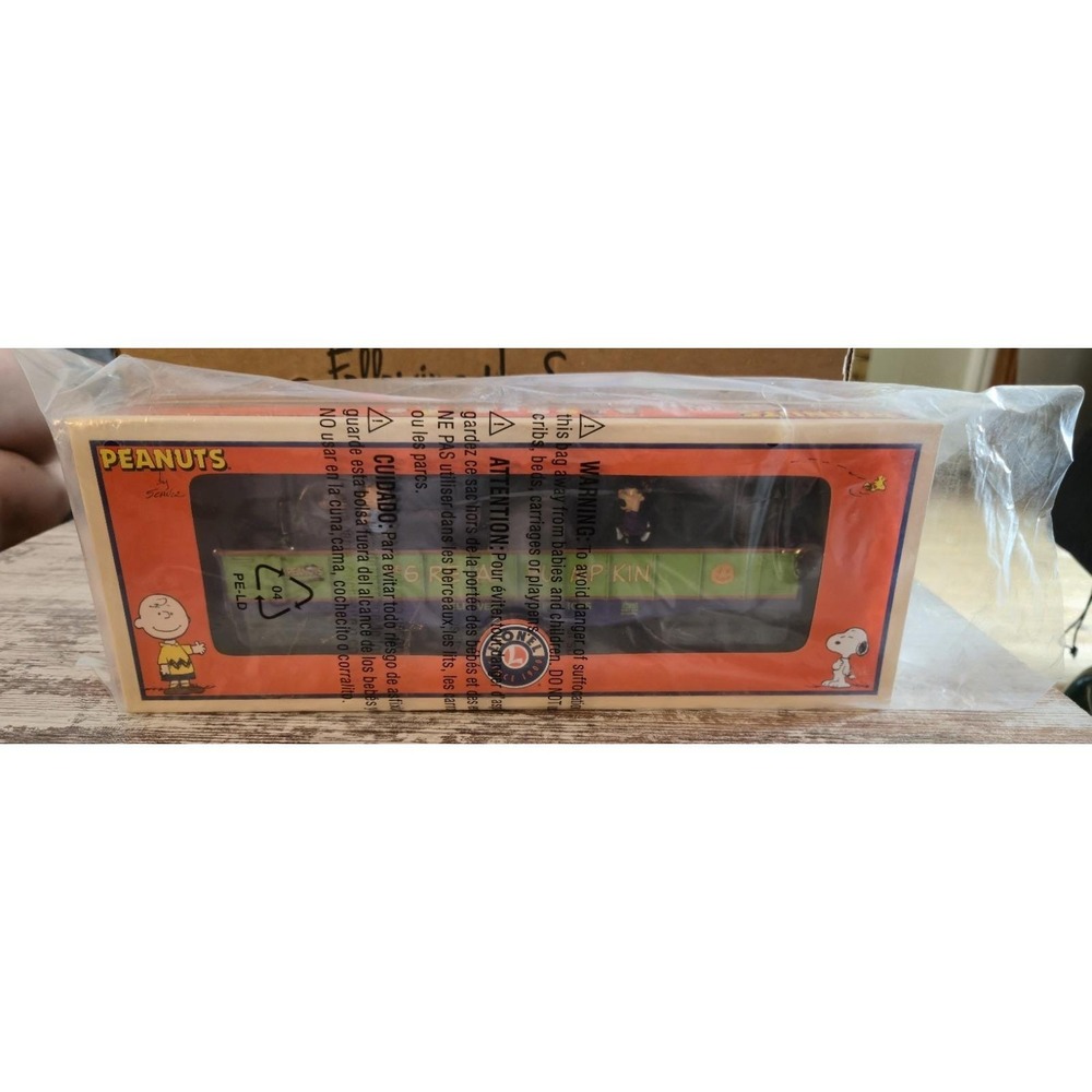 Lionel 6-37082 Peanuts Trick-or-Treat Animated Gondola O Gauge - NIB - Picture 1 of 15